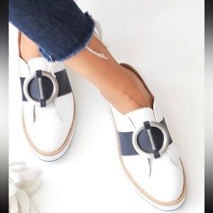 Bernardo Susan Leather Platform Sneakers Slip On White Navy Metallic Ring Size 8